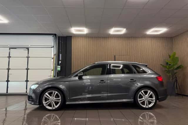 Audi A3 (2017) thumbnail 2