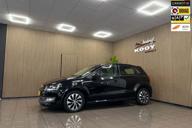Volkswagen Polo (2016) thumbnail 1