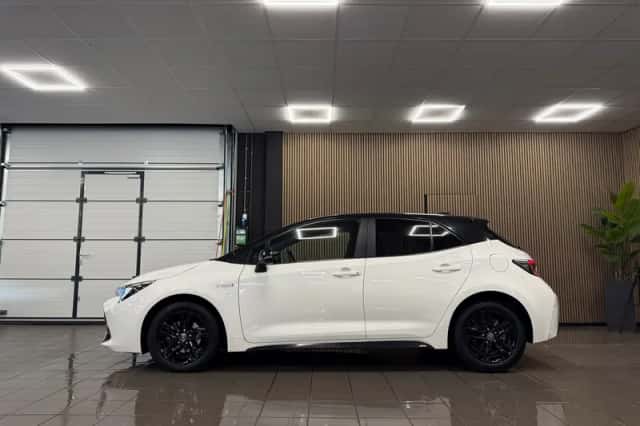 Toyota Corolla (2019) thumbnail 2