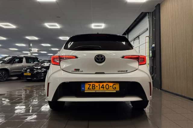 Toyota Corolla (2019) thumbnail 4