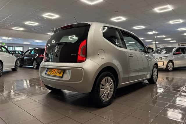 Volkswagen Up! (2013) thumbnail 6