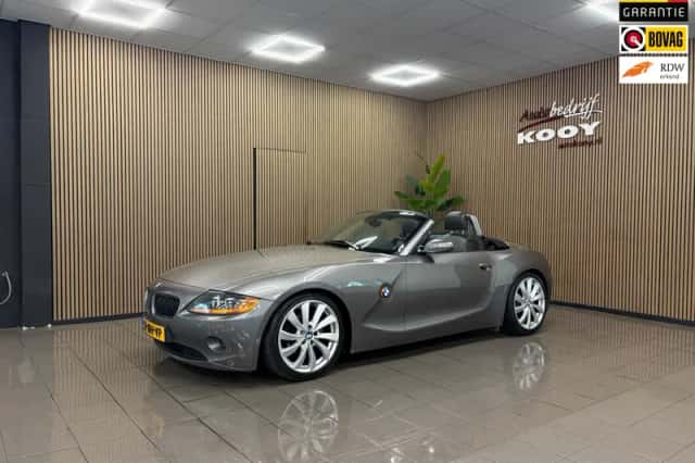 BMW Z4 (2003) thumbnail 1