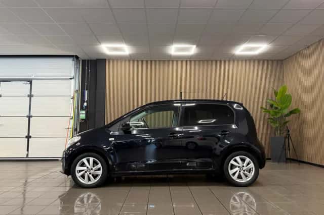 SEAT Mii (2014) thumbnail 2