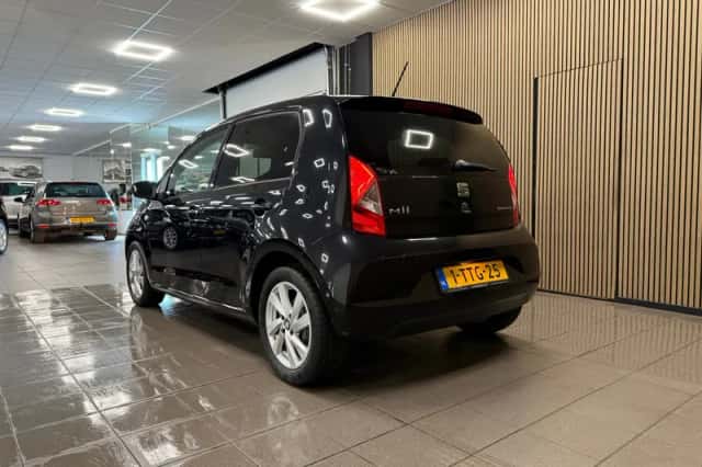 SEAT Mii (2014) thumbnail 3
