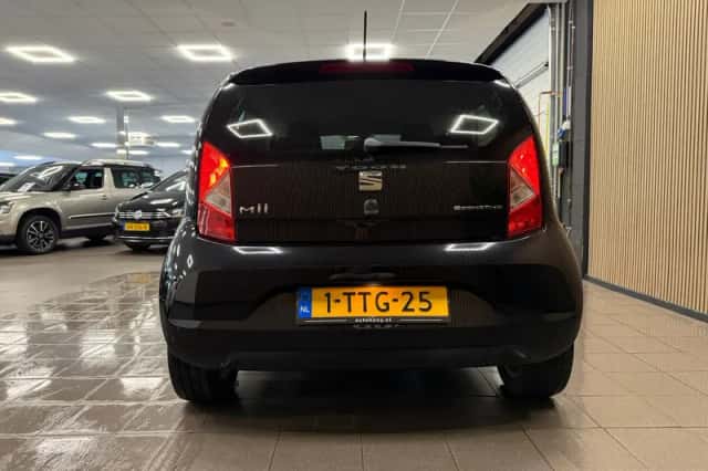 SEAT Mii (2014) thumbnail 4