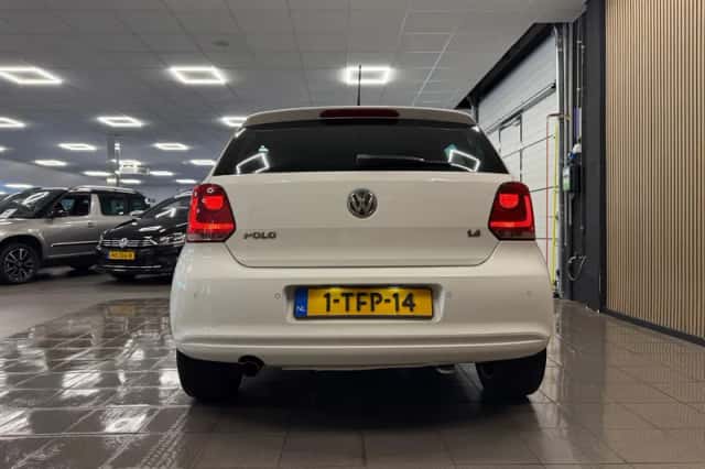 Volkswagen Polo (2013) thumbnail 4
