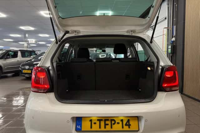Volkswagen Polo (2013) thumbnail 5
