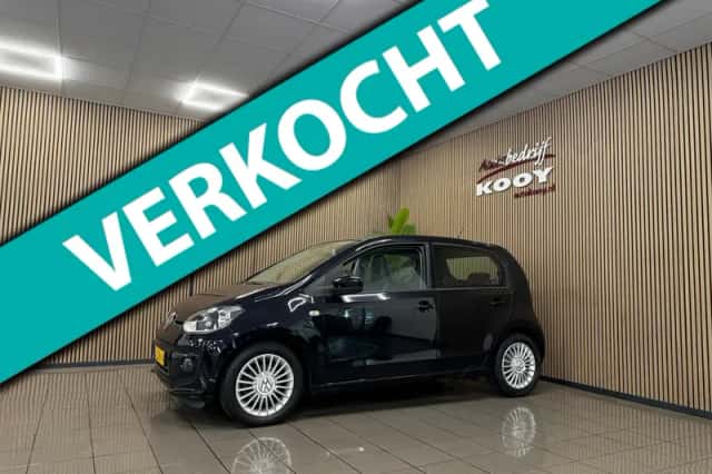 Volkswagen Up! (2015) thumbnail 1