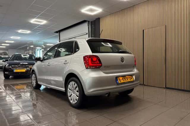 Volkswagen Polo (2013) thumbnail 3