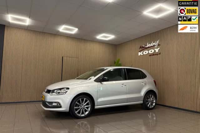 Volkswagen Polo (2014) thumbnail 1