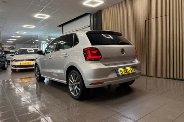 Volkswagen Polo (2014) thumbnail 3