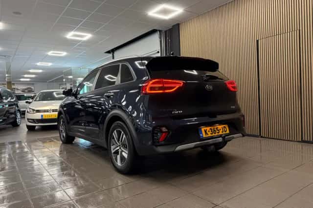 Kia Niro (2021) thumbnail 2