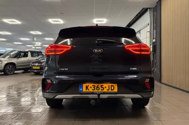 Kia Niro (2021) thumbnail 3