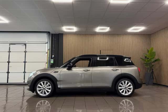 MINI Clubman (2016) thumbnail 2