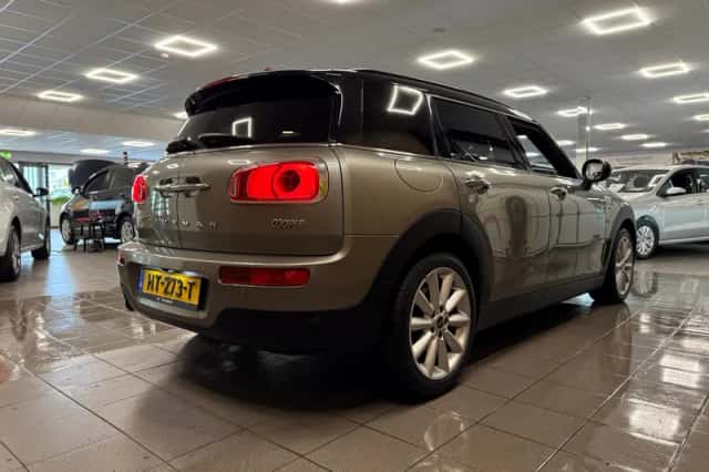 MINI Clubman (2016) thumbnail 6