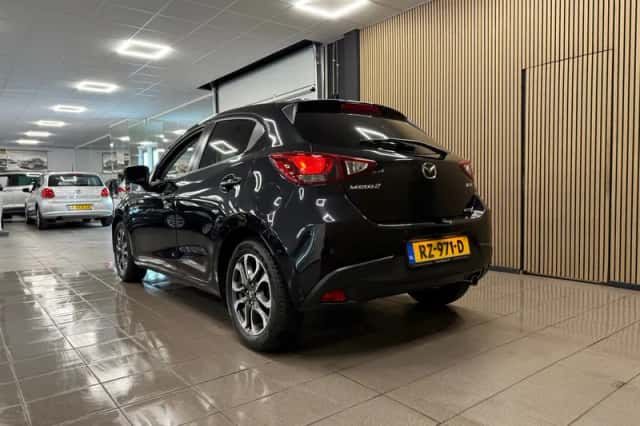 Mazda 2 (2018) thumbnail 3