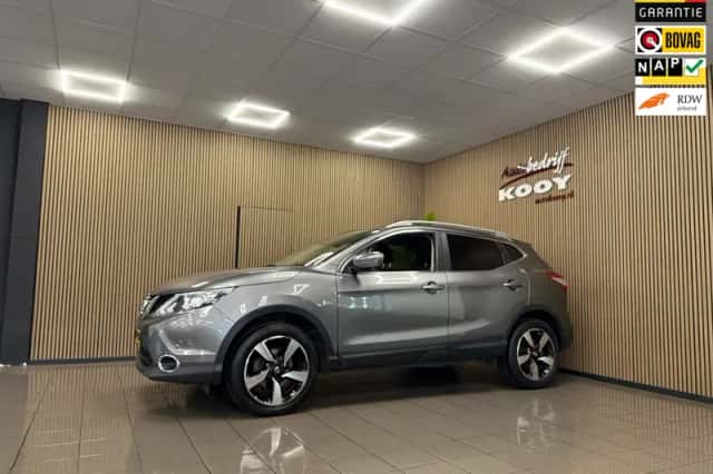 Nissan Qashqai (2015) thumbnail 1