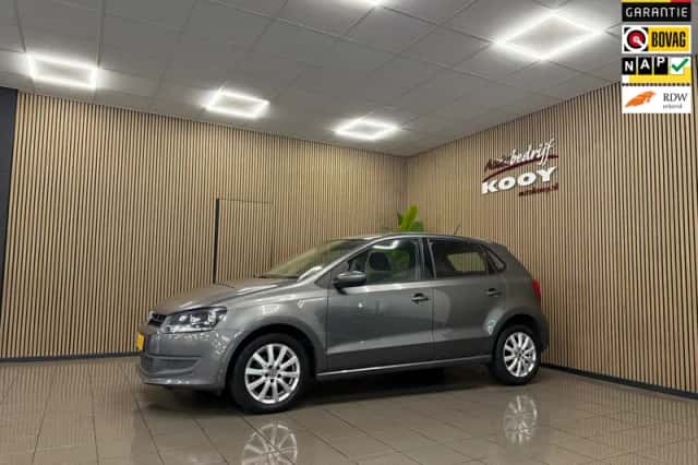 Volkswagen Polo (2013) thumbnail 1