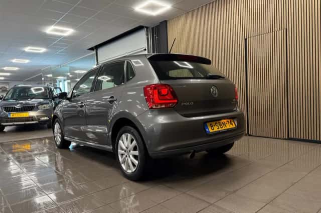 Volkswagen Polo (2013) thumbnail 3