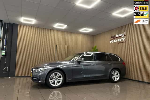 BMW 3-Serie (2017) thumbnail 1