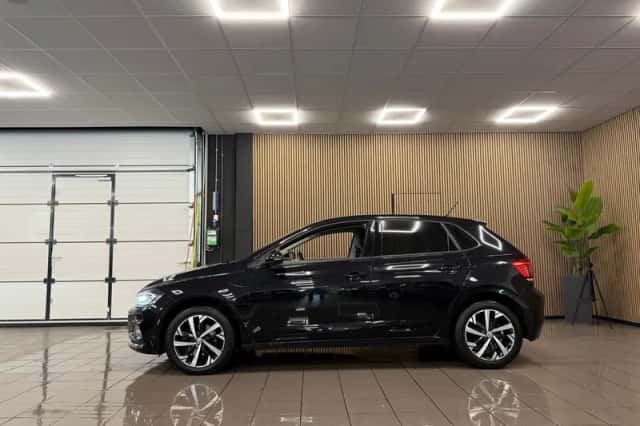 Volkswagen Polo (2018) thumbnail 2