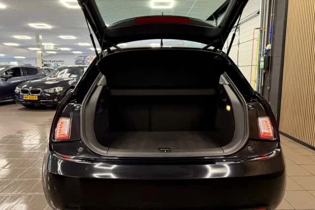 Audi A1 (2012) thumbnail 5
