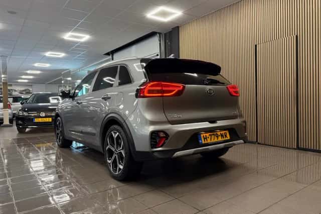 Kia Niro (2020) thumbnail 3