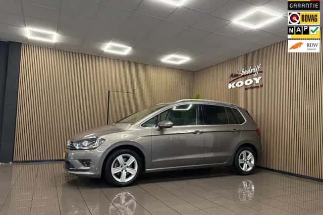 Volkswagen Golf (2014) thumbnail 1