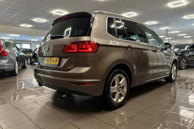 Volkswagen Golf (2014) thumbnail 6