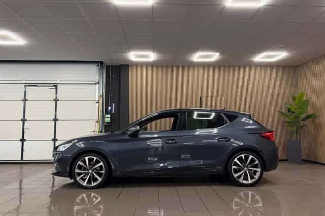 SEAT Leon (2020) thumbnail 2