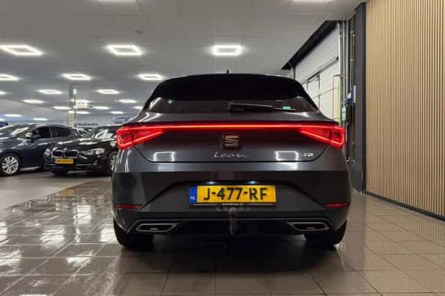 SEAT Leon (2020) thumbnail 4