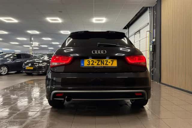 Audi A1 (2013) thumbnail 4