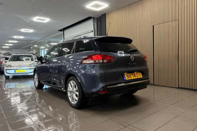 Renault Clio (2017) thumbnail 3