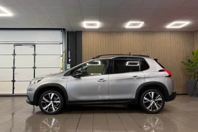 Peugeot 2008 (2017) thumbnail 2