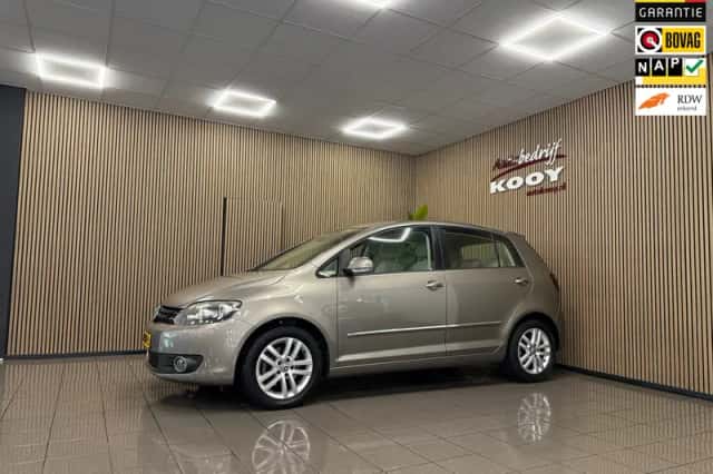 Volkswagen Golf (2009) thumbnail 1
