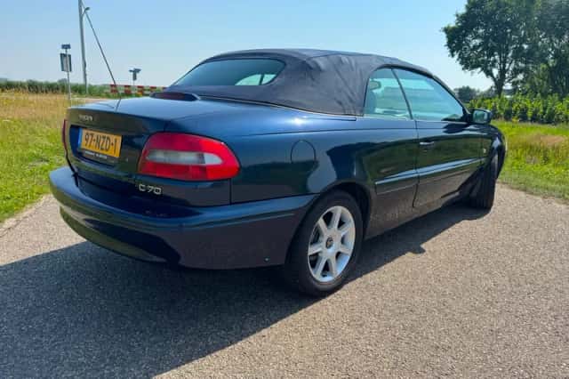 Volvo C70 (2001) thumbnail 6