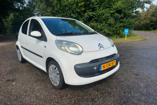 Citroën C1 (2008) thumbnail 1