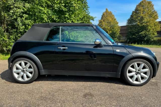 MINI Cabrio (2005) thumbnail 5