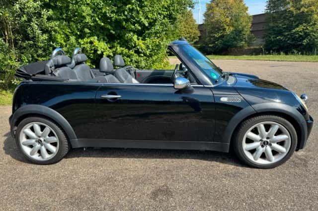 MINI Cabrio (2005) thumbnail 6