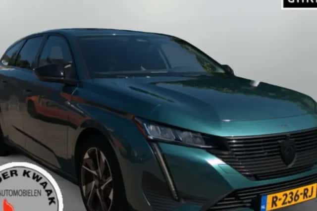 Peugeot 308 (2022) thumbnail 1