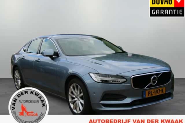 Volvo S90 (2017) thumbnail 2