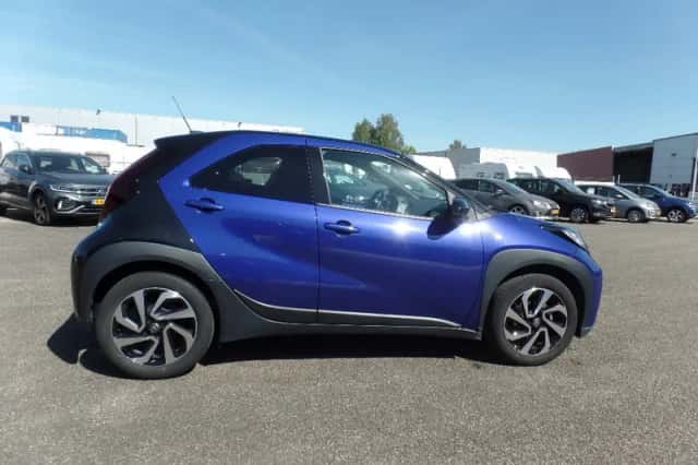 Toyota Aygo X (2025) thumbnail 2
