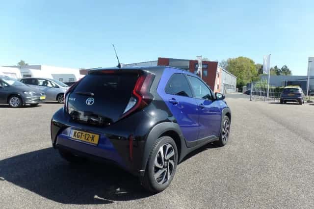 Toyota Aygo X (2025) thumbnail 3