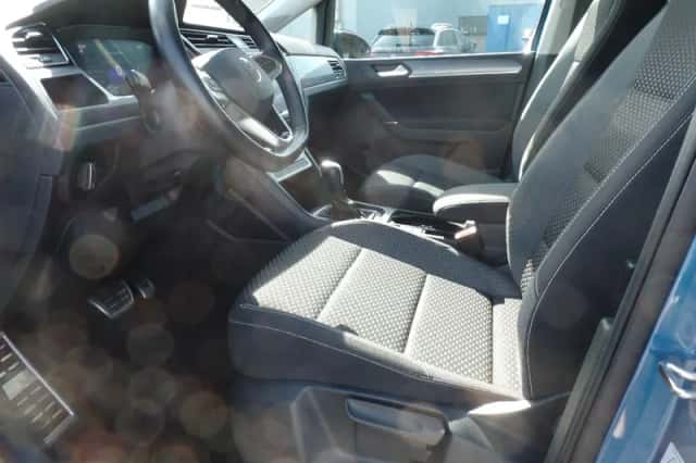 Volkswagen Touran (2023) thumbnail 6
