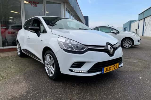 Renault Clio (2017) thumbnail 2