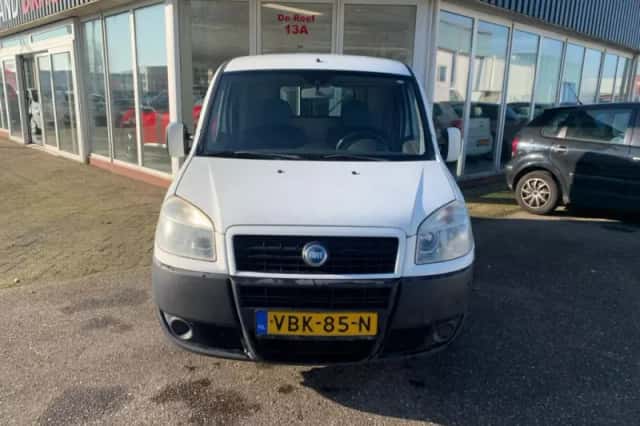 Fiat Doblò (2007) thumbnail 3