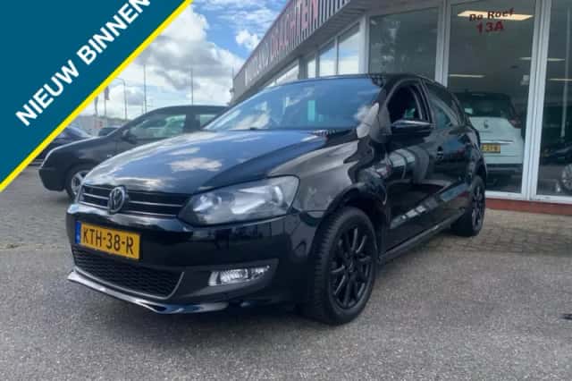 Volkswagen Polo (2013) thumbnail 1