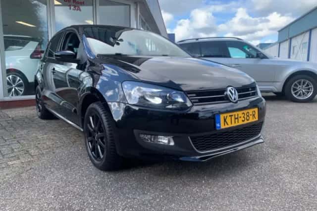 Volkswagen Polo (2013) thumbnail 2