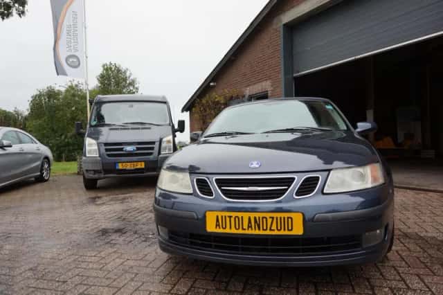 Saab 9-3 (2004) thumbnail 2