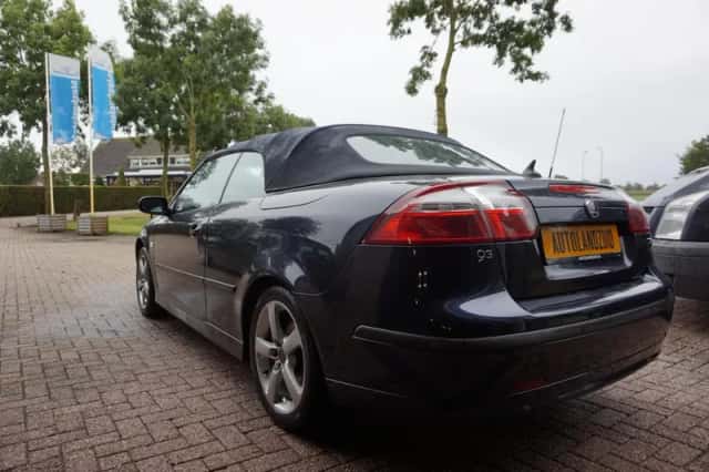 Saab 9-3 (2004) thumbnail 6